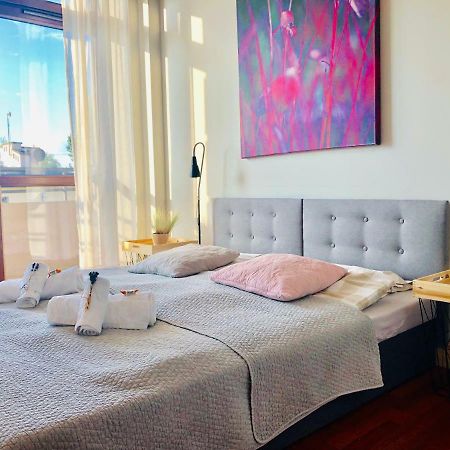 75M2 Apartament Kopernik Z Widokiem Na Jasna Gore Czestochowa Bagian luar foto